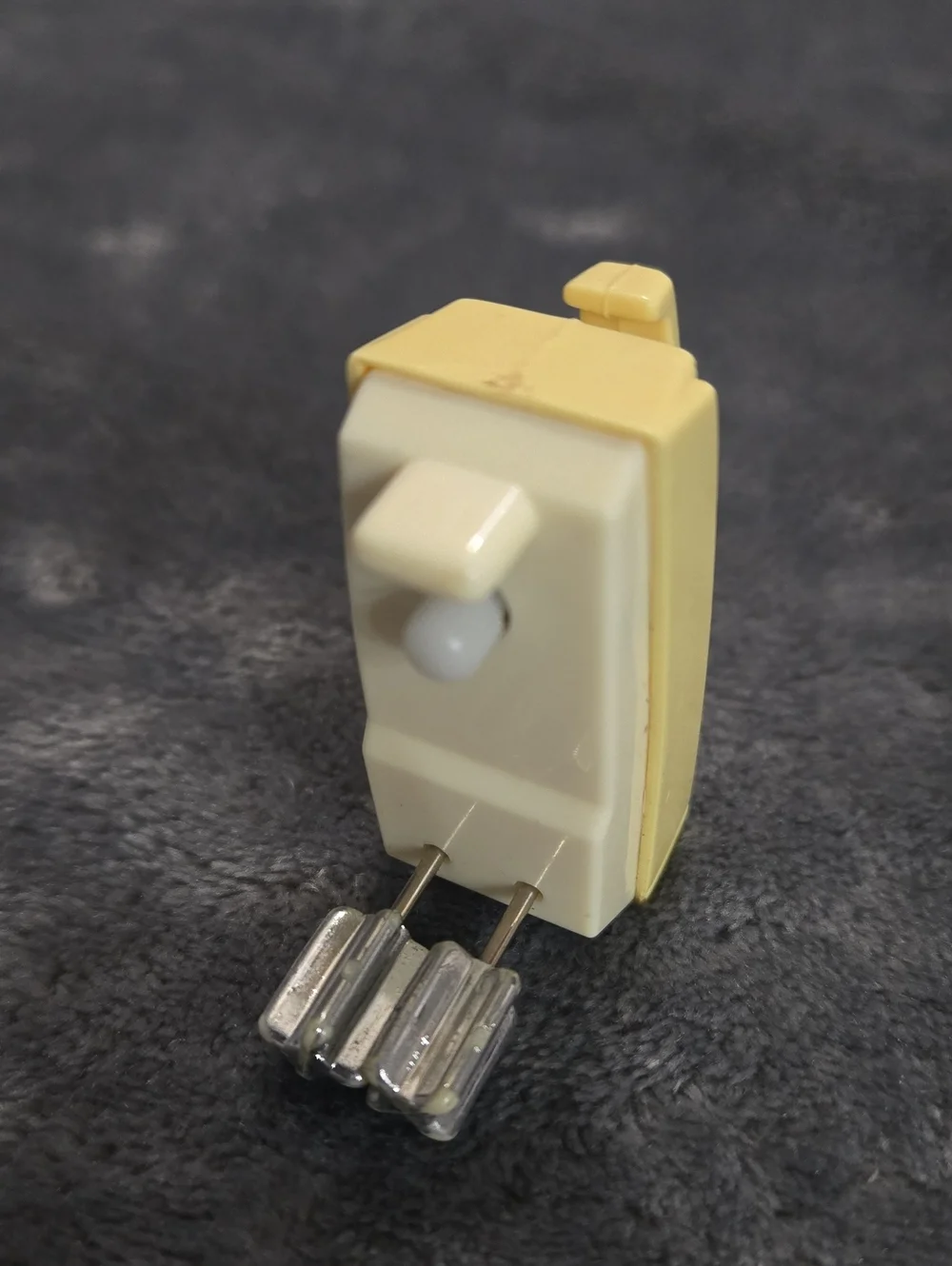 Vintage Mattel Barbie Wind Up Hand Mixer Toy Kitchen Yellow